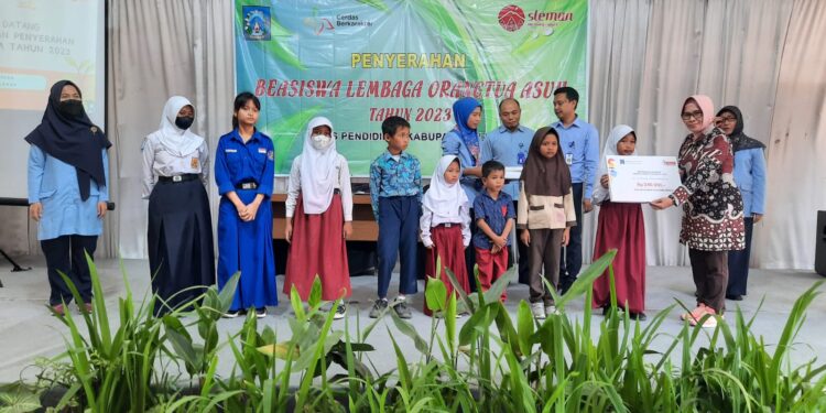 L-OTA DIY Salurkan Bantuan Untuk Siswa Kab. Sleman dan Kota Yogyakarta